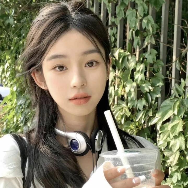 消失的她